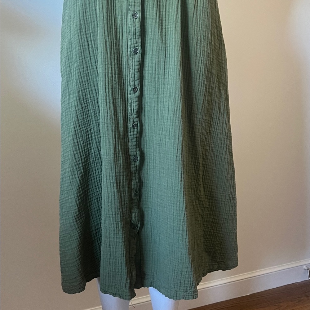 XIRENA Cate Elegant Green Midi Dress Made in USA Without Belt - Picture 9 of 16